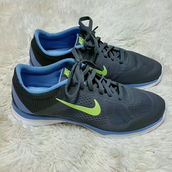 Nike Shoes - Nike In-Season Tr 5 Women's Running Shoe
